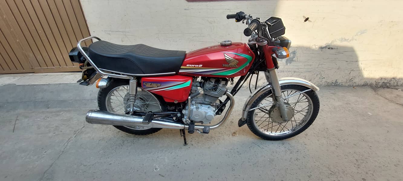 Honda CG 125 2013  for contact 923116597097 5