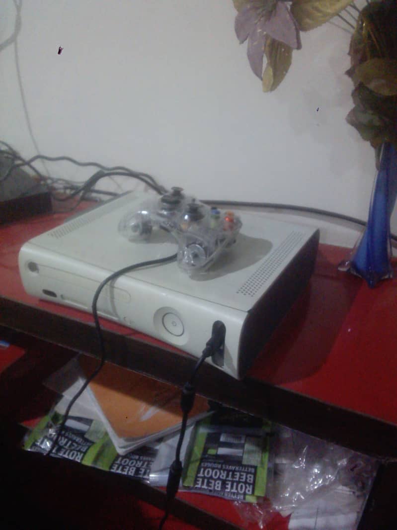 Xbox360with 7free games gta5,GTA sendreas,taken tag tournament 2,e,t,c 0