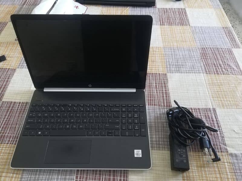 HP i3 ELITE BOOK 2