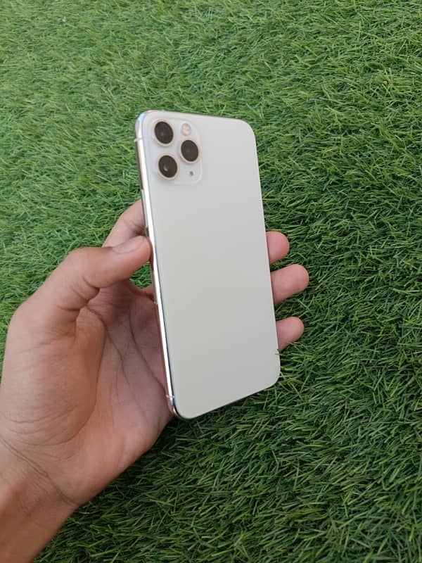 IPHONE 11 PRO 64GB PTA APPROVED 0