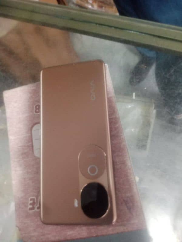 vivo v40e 10/10 hay condition 1