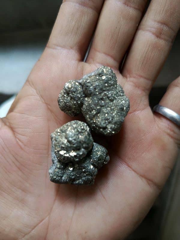 pyrite stone 0