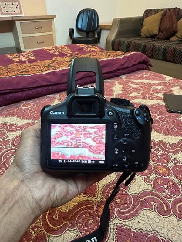 Canon 1300D With Kit lens, Accessories and Bag 8