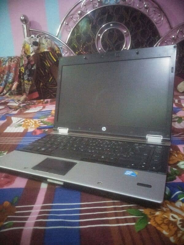 HP laptop core i5 Windows 7 3