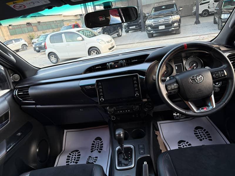 Toyota Hilux 2024 12