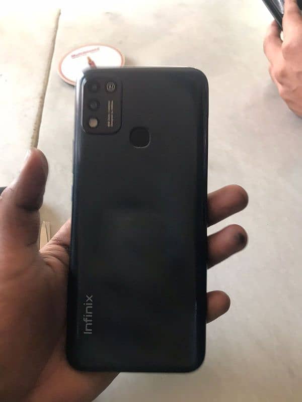 Infinix Hot 11Play 4/64 Gb 1