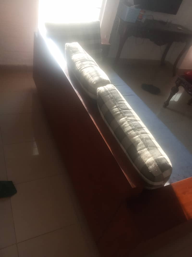 5 seater sofa for sale 3