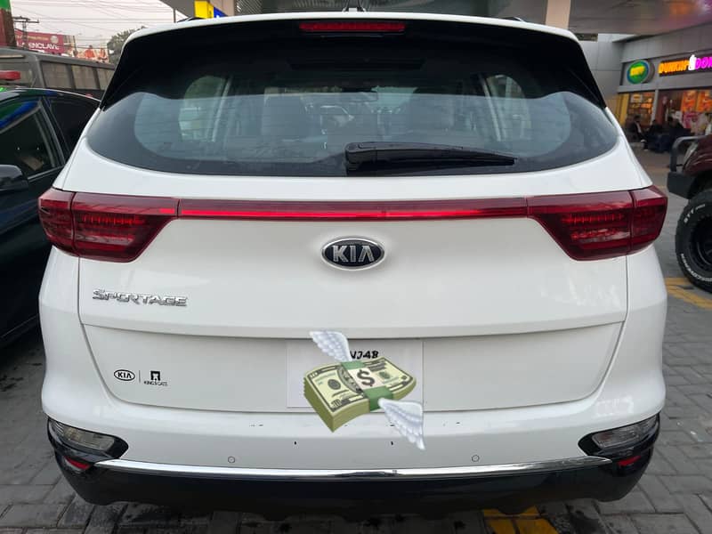 KIA Sportage FWD 2021 3