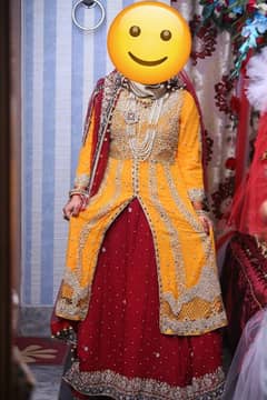 Bridal lehnga  good condition just 1 time used and 1 party wear suit