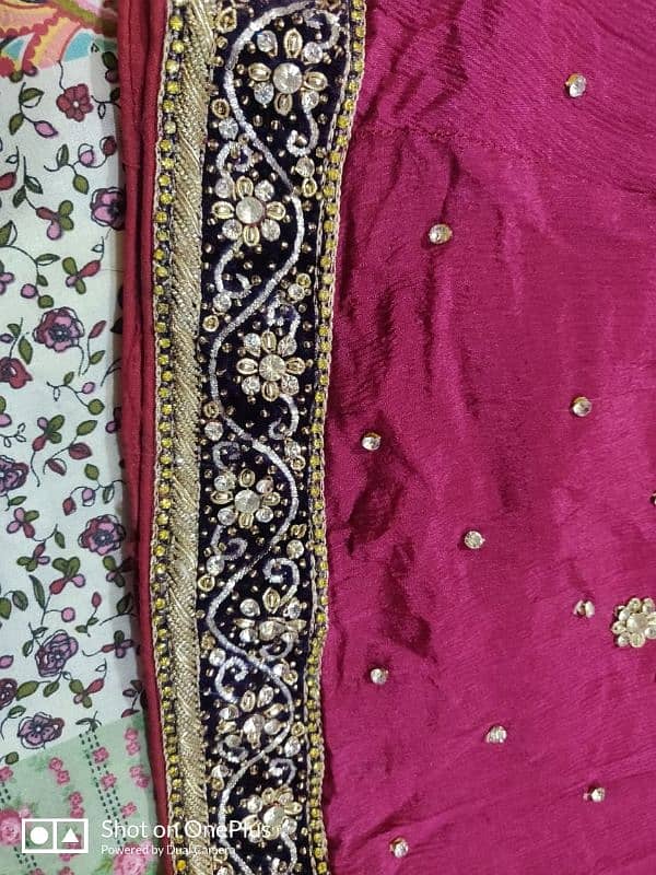 Bridal lehnga  good condition just 1 time used and 1 party wear suit 5