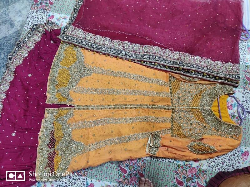 Bridal lehnga  good condition just 1 time used and 1 party wear suit 11