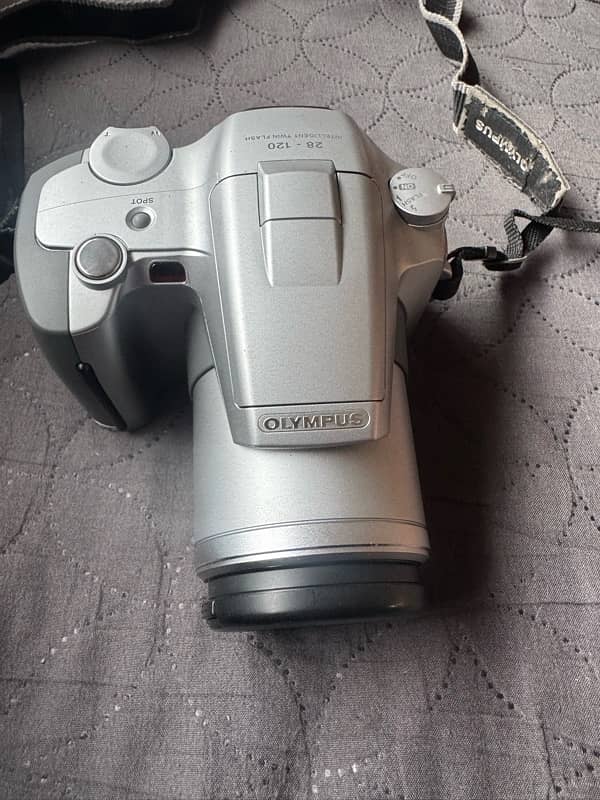 olympus  IS500 ed lens 28-120 intelligent  twin flash 1