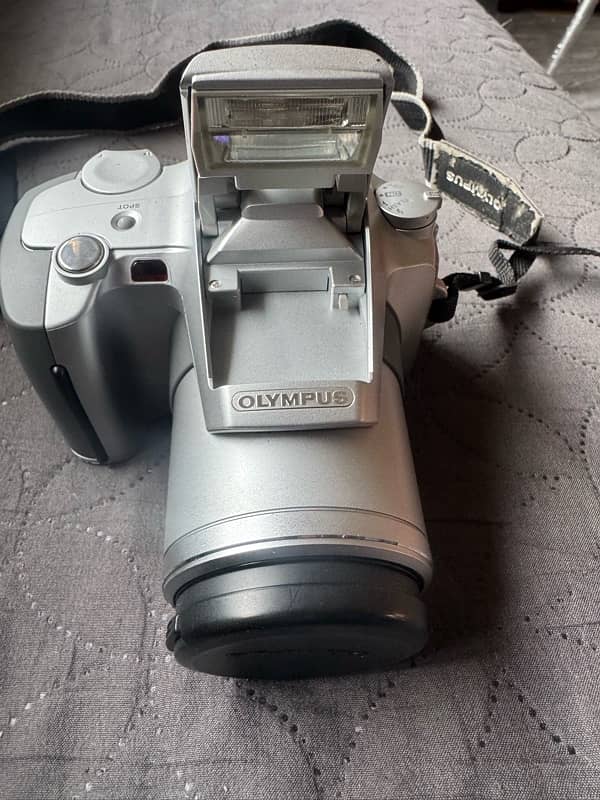 olympus  IS500 ed lens 28-120 intelligent  twin flash 2