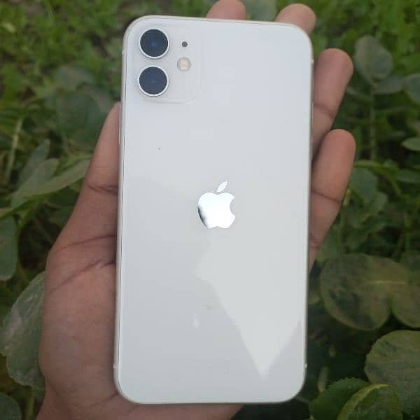 iPhone 11 non PTA 128 GB condition 10 by 9.5 0