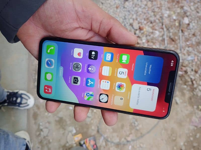 I phone xs max pta 64gb 5