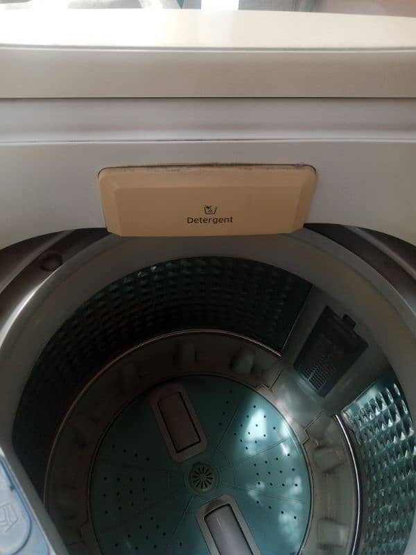 Samsung Top-Loader Washing Machine - Fully Functional 1