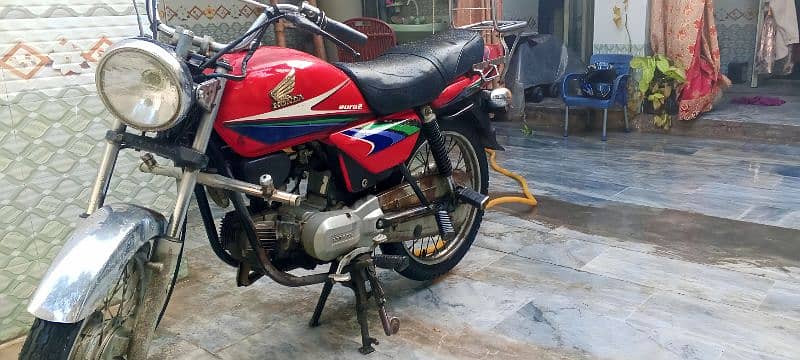 Honda 100 euro 2 0