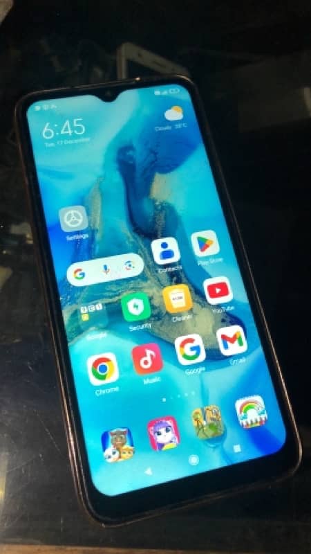 vivo y18 8 mon warrenty 10by10 with original charger 1