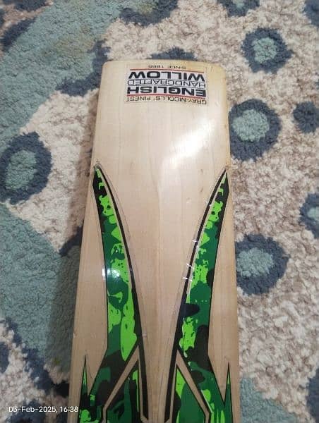 pure English willow bat 1