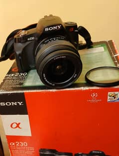 Sony a 230 with kit lense18-55 original sony