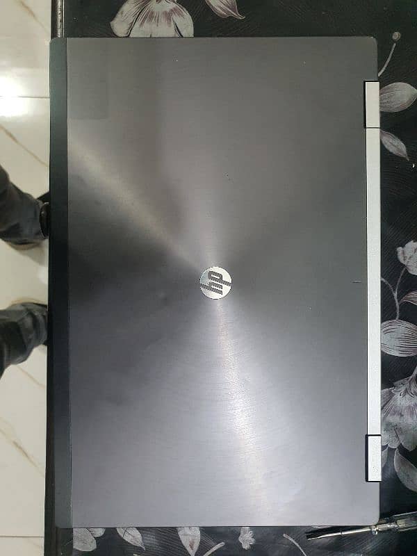 HP Elitebook 8570W Laptop 4