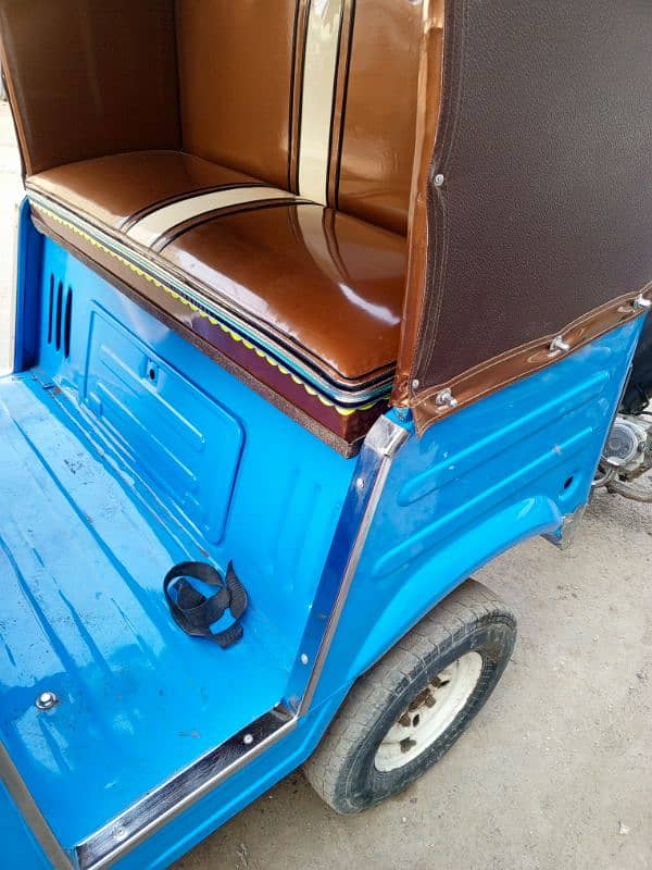 sazgar auto rickshaw 10