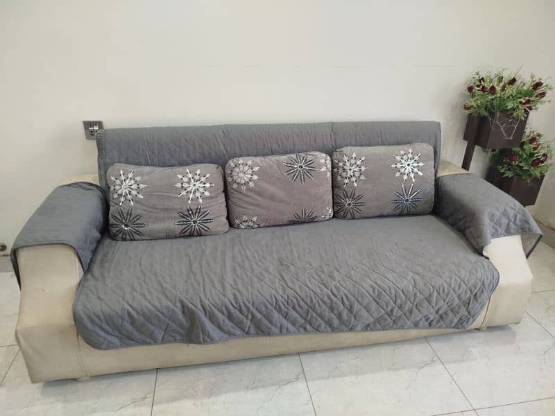 5 seater sofa 0