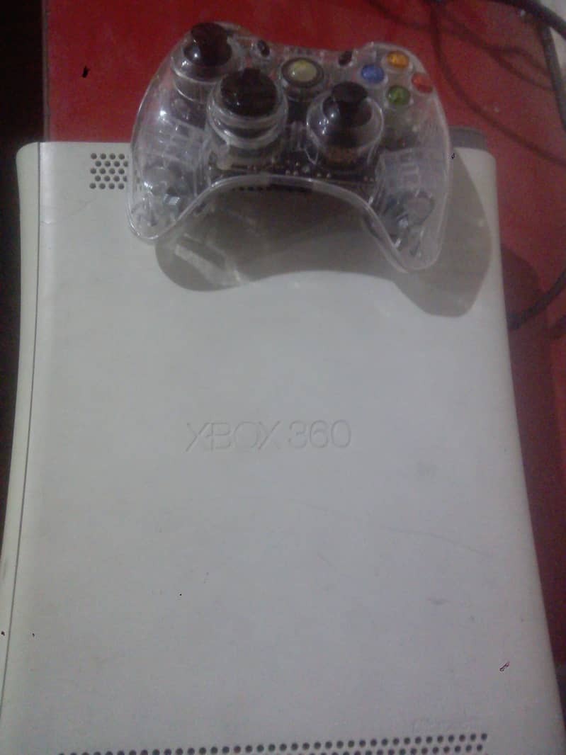 X box 360 with 7 free games like gta5, GTA sendreas, takentag 2 e,t,c 1