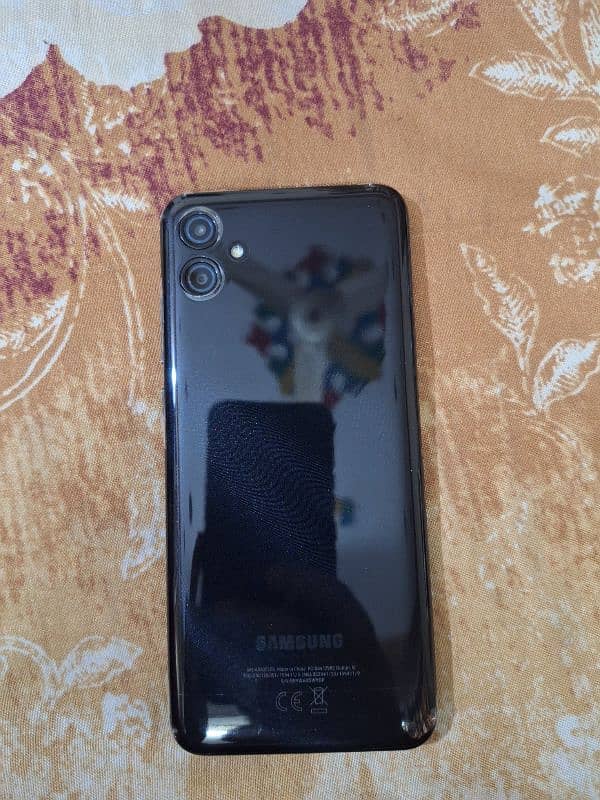 Samsung A04e 3/64 condition 10/10 9