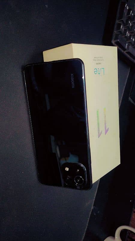 Mi 11 Lite 6/128 10/10 Condition 1