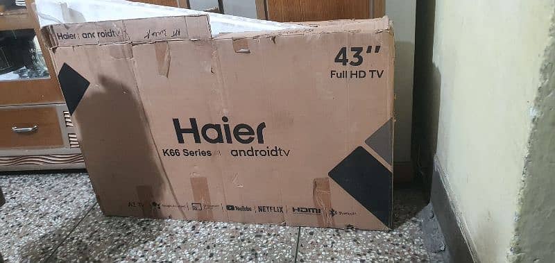 Haier 43 inches borderless android led with voice remote box 2