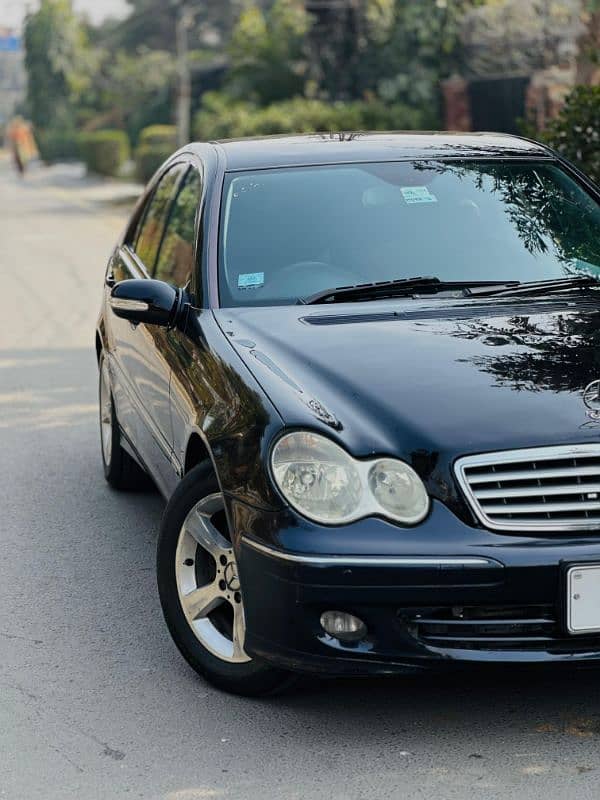 Mercedes C Class 2006 4