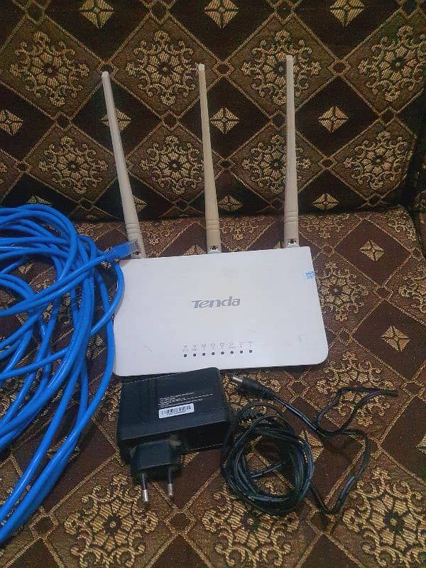 Tenda F3 wifi router with Charger + Internet Cable 1