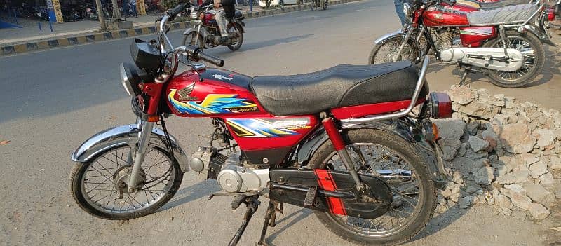 Honda 7t in good condition 0