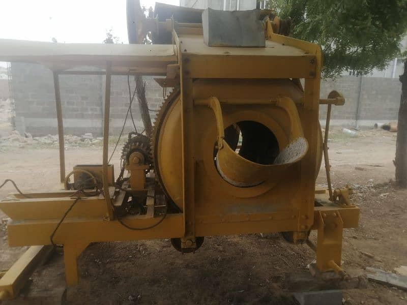 Concrete mixer and Block machine 3