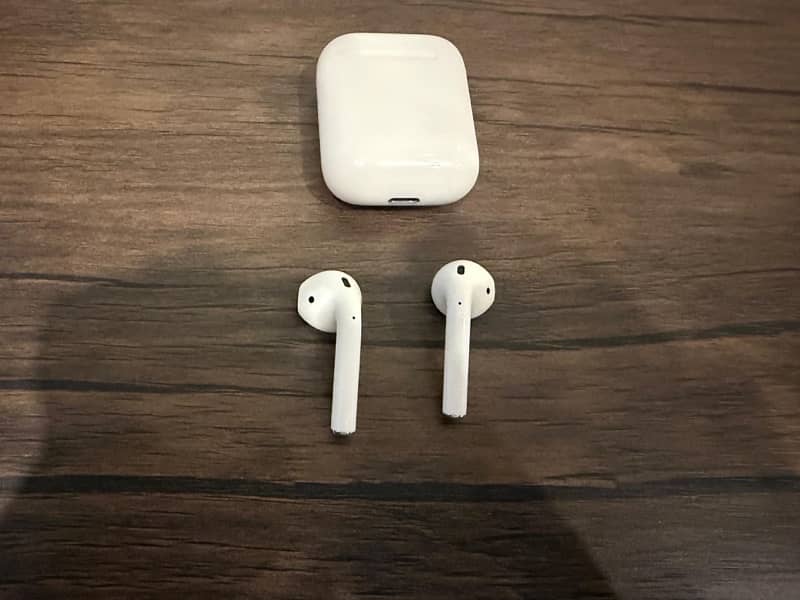 Airpods Gen 2 4