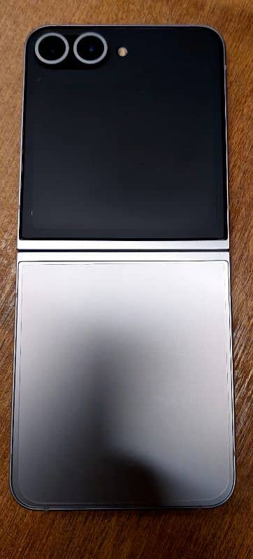 samsung Z flip 6 12/256 2