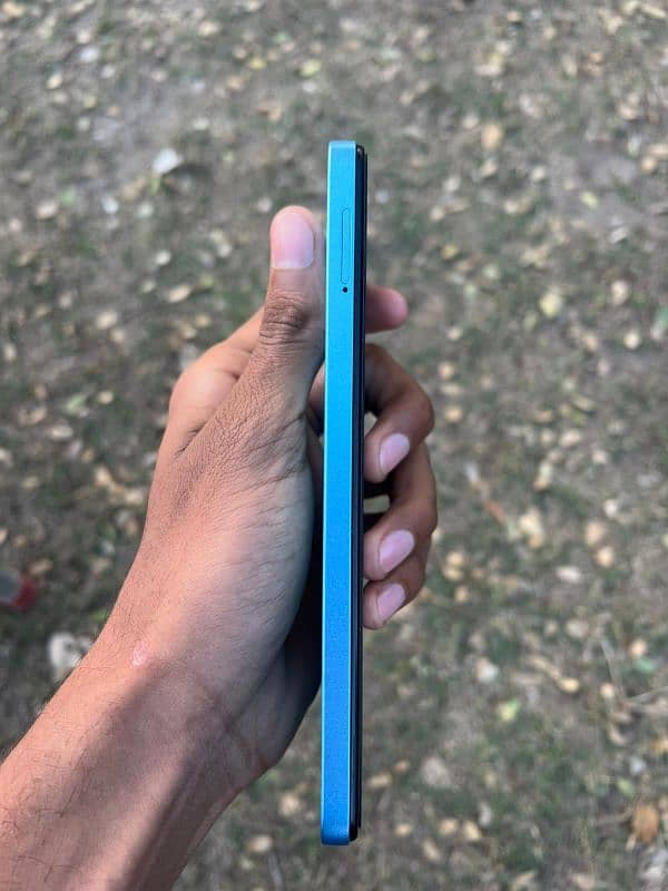 Infinix Hot 30i 8/128gb 3