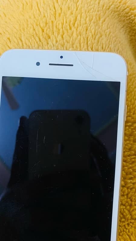 iPhone 7Plus 32GB Icloud Bypassed 5