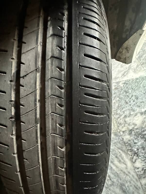 195/65/15 Bridge Stone tyre 3