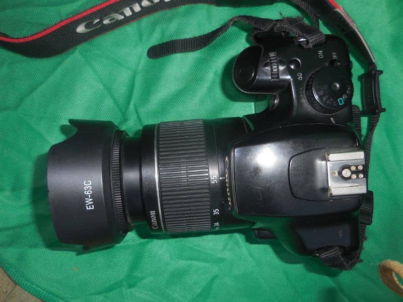 Canon 1000D Camera (lens 18-55) 2