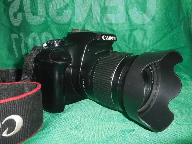 Canon 1000D Camera (lens 18-55) 3