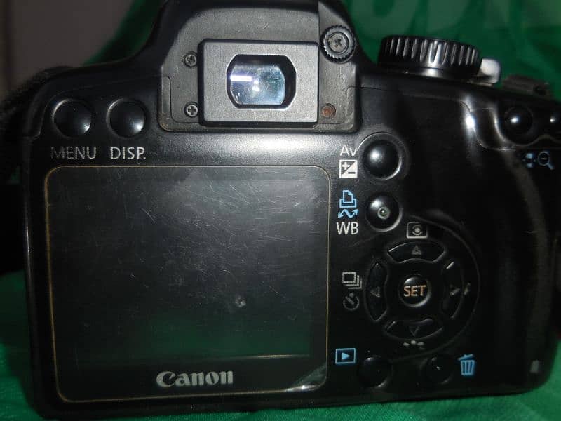 Canon 1000D Camera (lens 18-55) 6