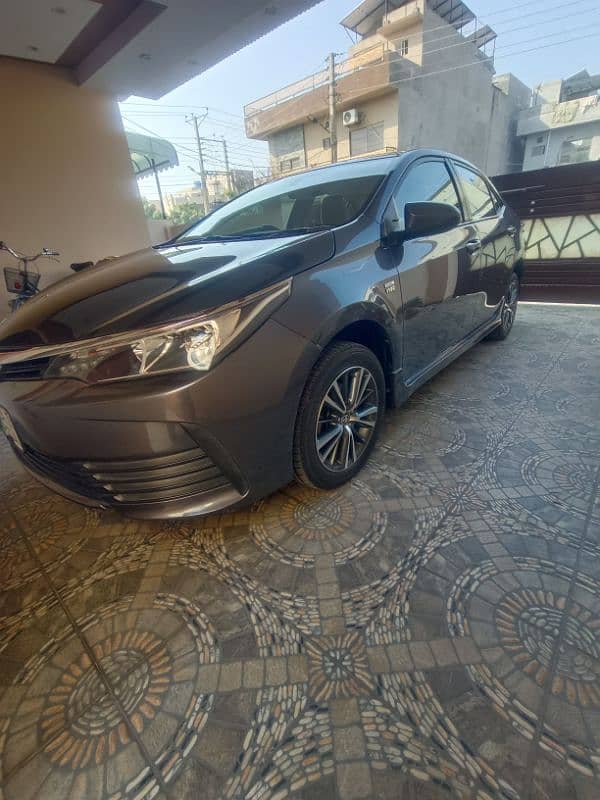 Toyota Corolla Altis 2018 1.6 12