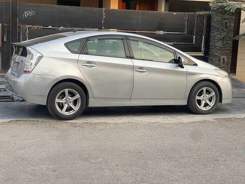 Toyota Prius 2011 2