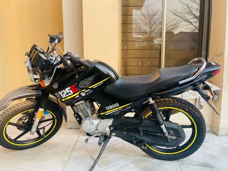 ybr 125 G black edition 2020 dec model 1