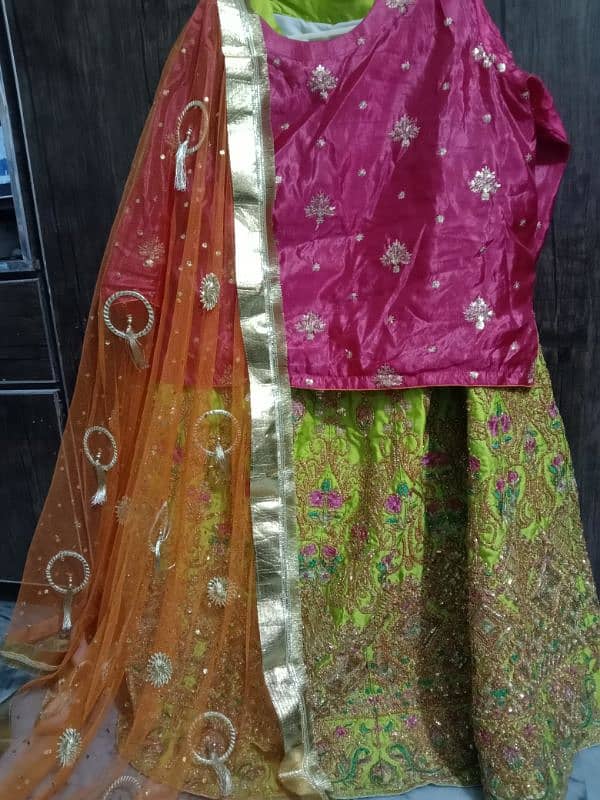 mehndi lehnga with shirt and dopata 0