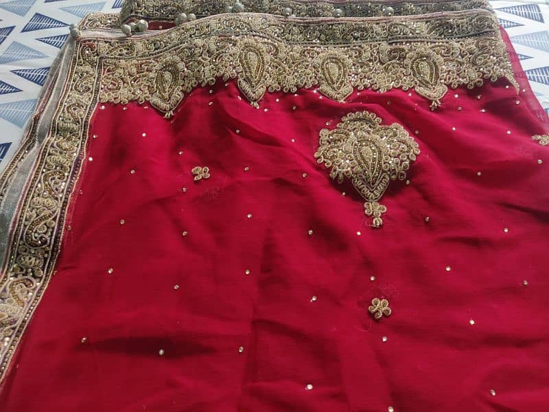 barat lehenga 0