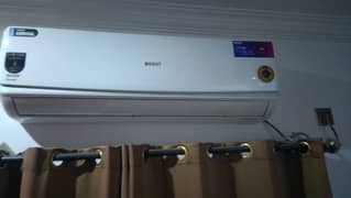 orient 1.5 ton DC inverter heat and cool