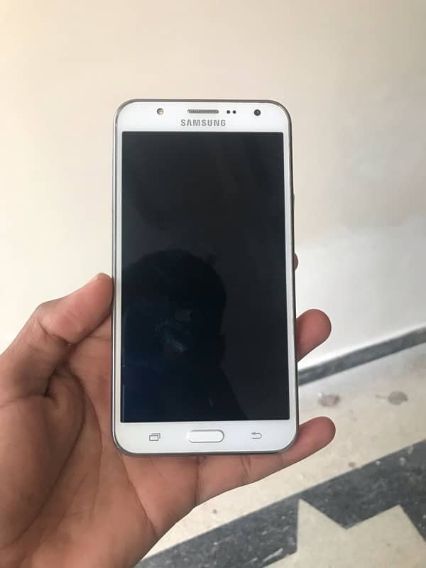 Samsung galaxy j7 with full box brand new condition 2